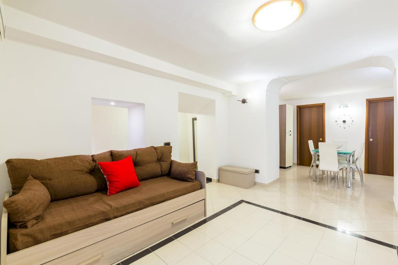 Qs1 - Indipendent Flat In Center Apartment Наполи Екстериор снимка